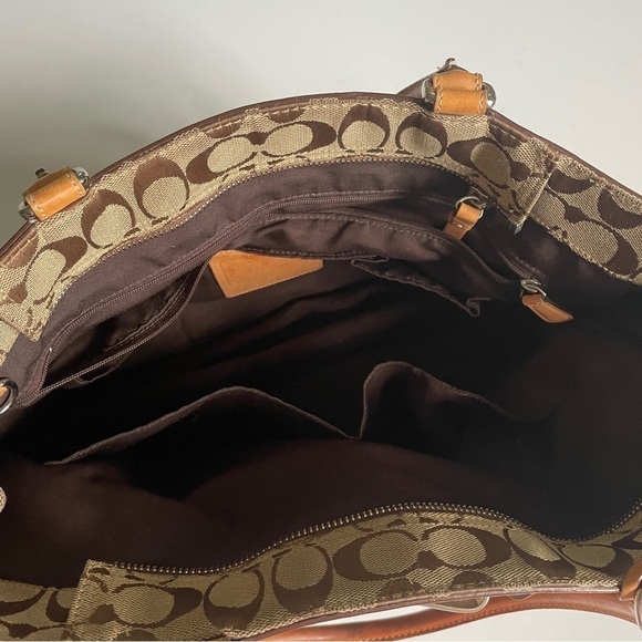 Coach Brown Signature Logo Tassle Purse Large - Picture 4 of 14